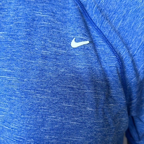 Nike Dri-Fit Men’s Blue‎ Heather Tee. Size Medium. - Picture 2 of 3